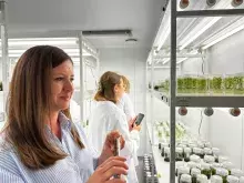 Uczestnicy programu Erasmus+ w laboratorium 