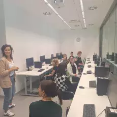 Młodzież na wydarzeniu Biotech Week 2025